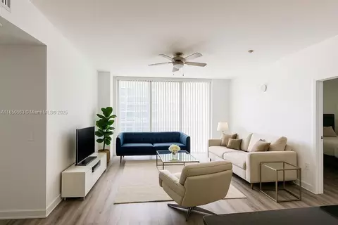 79 SW 12th St #2809-S, Miami, FL 33130