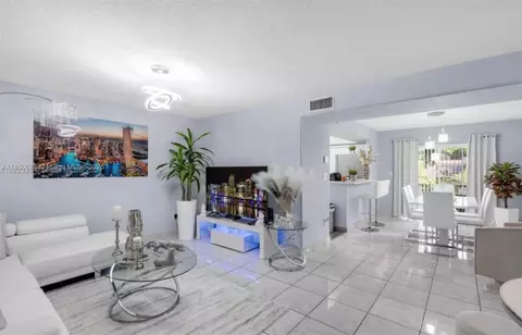 8401 SW 107th Ave #311E, Miami, FL 33173