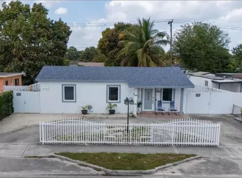 3880 E 10th Ave, Hialeah, FL 33013