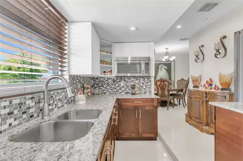 5890 Palm Ave, Hialeah, FL 33012 photo 19
