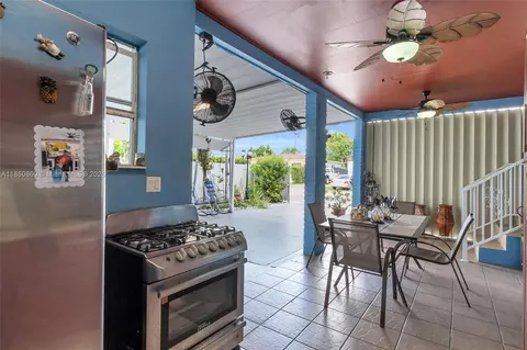 5890 Palm Ave, Hialeah, FL 33012 photo 13