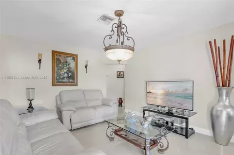 5890 Palm Ave, Hialeah, FL 33012 photo 15