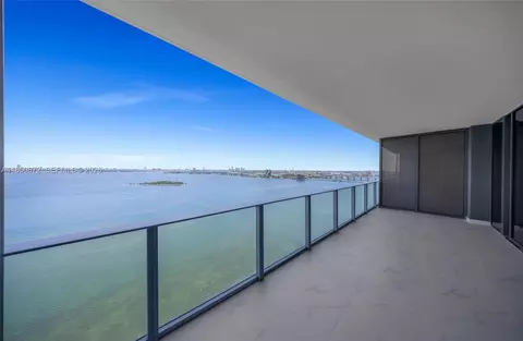700 NE 24 St #2306, Miami, FL 33137