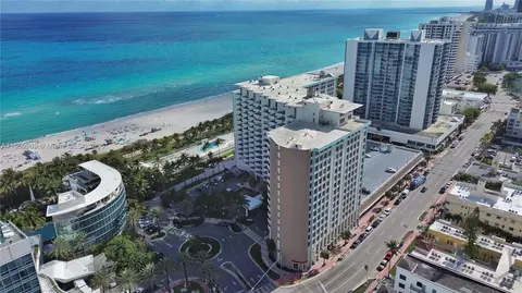 2899 Collins Ave #PH F, Miami Beach, FL 33140