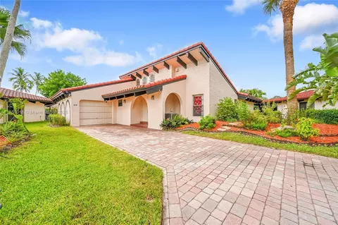 8141 Pine Cir #54, Tamarac, FL 33321