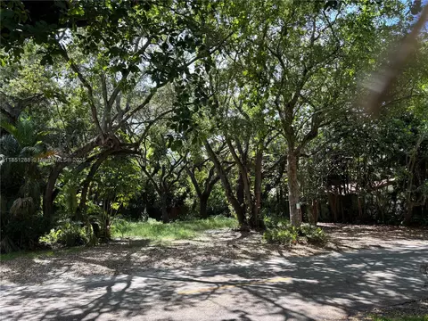 7250 Mindello St, Coral Gables, FL 33143