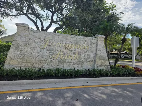9306 NW 8th Cir, Plantation, FL 33324