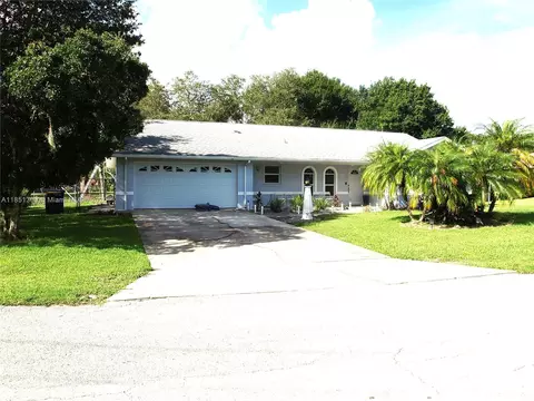 426 Foxdale Rd, Lake Placid, FL 33852