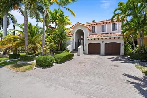 7714 SW 193rd St, Cutler Bay, FL 33157
