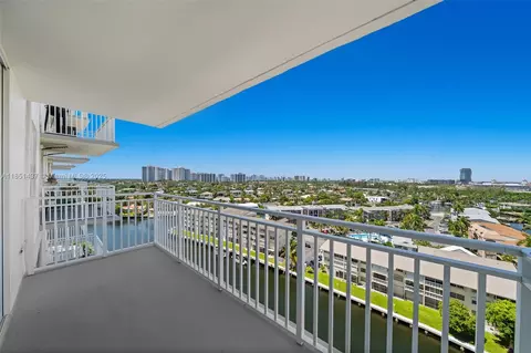 427 Golden Isles Dr #12D, Hallandale Beach, FL 33009