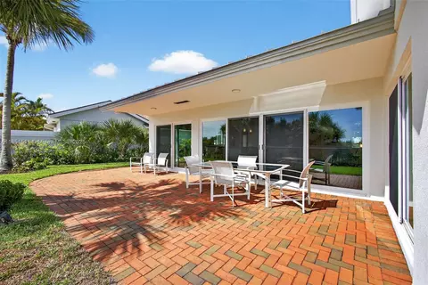 Exterior - 257 Ridge Rd, Jupiter, FL 33477 photo 14 of 21