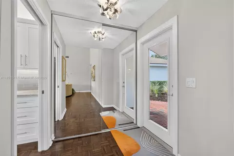 Entry Way - 257 Ridge Rd, Jupiter, FL 33477 photo 2 of 3