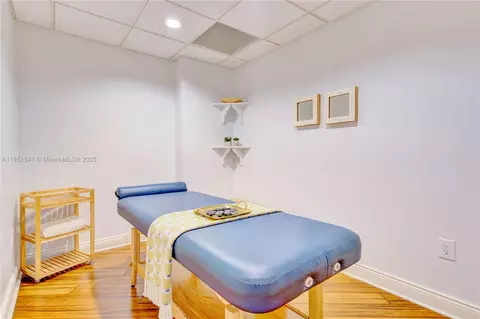 Bedroom - 808 Brickell Key Dr #1008, Miami, FL 33131 photo 5 of 5
