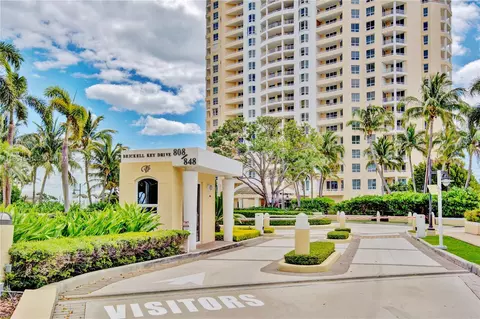 Other - 808 Brickell Key Dr #1008, Miami, FL 33131 photo 8 of 30