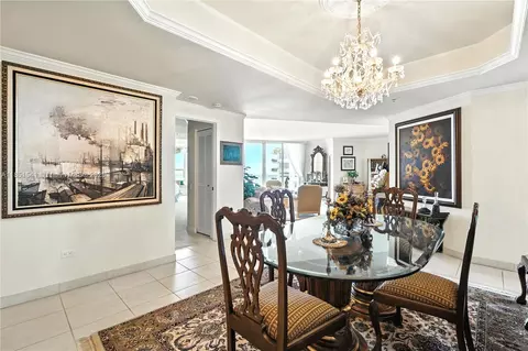 Dining - 808 Brickell Key Dr #1008, Miami, FL 33131 photo 2 of 3