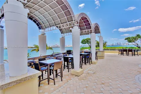 Other - 808 Brickell Key Dr #1008, Miami, FL 33131 photo 25 of 30