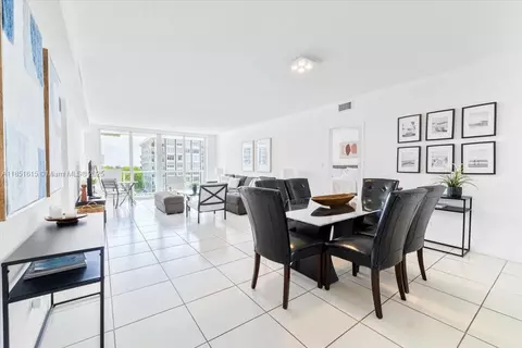 5601 Collins Ave #521, Miami Beach, FL 33140