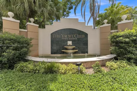 19501 E Country Club Dr #9407, Aventura, FL 33180