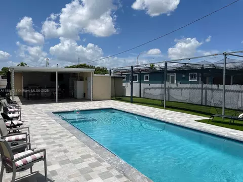 Exterior - 1847 W 2nd Ave, Hialeah, FL 33010 photo 6 of 6