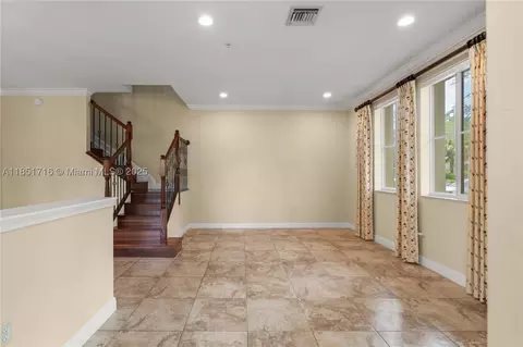 3055 NW 126th Ave #107, Sunrise, FL 33323