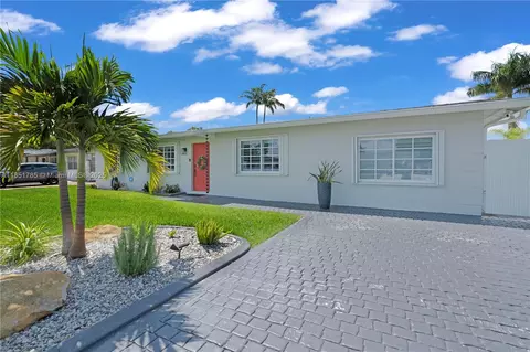 13232 SW 52nd Ter, Miami, FL 33175