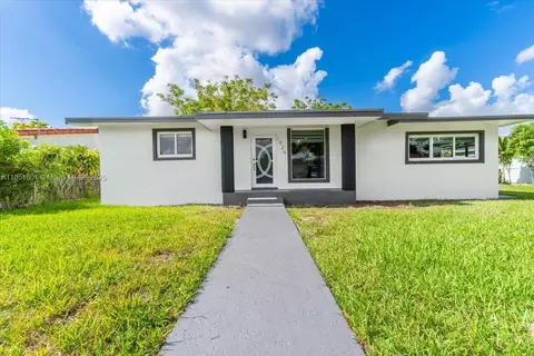 Exterior - 1026 W 32nd St, Hialeah, FL 33012 photo 1 of 7