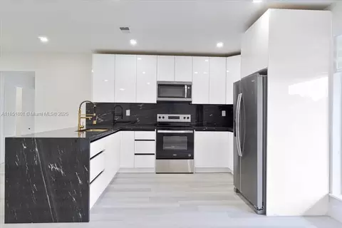 Kitchen - 1026 W 32nd St, Hialeah, FL 33012 photo 1 of 2