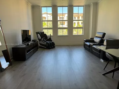 3001 NE 185th St #434, Aventura, FL 33180