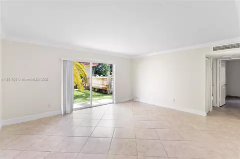 8005 W 6th Ave #A, Hialeah, FL 33014 photo 2