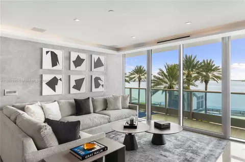 1331 Brickell Bay Dr #909, Miami, FL 33131