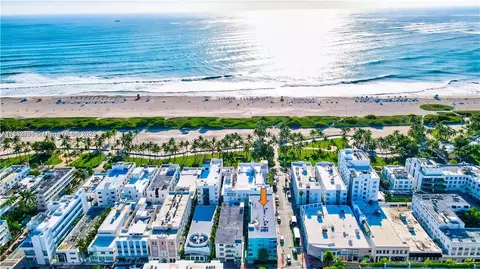 701 Collins Ave #1F, Miami Beach, FL 33139