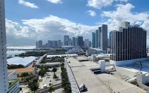 1750 N Bayshore Dr #2010, Miami, FL 33132