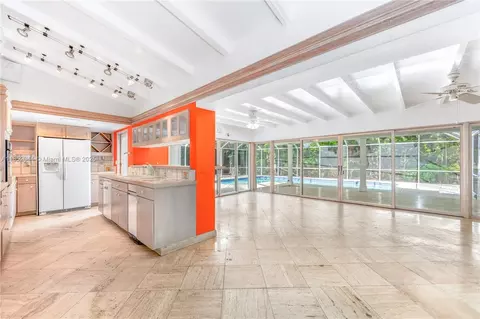 Living - 330 Pacific Rd, Key Biscayne, FL 33149 photo 7 of 14