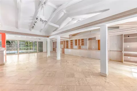 Living - 330 Pacific Rd, Key Biscayne, FL 33149 photo 3 of 14