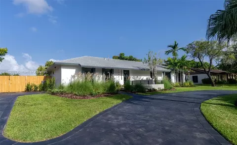 17902 SW 87th Pl, Palmetto Bay, FL 33157