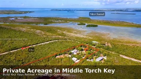 2231 Middle Torch Rd, Little Torch Key, FL 33042