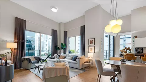 1010 SW 2nd Ave #504, Miami, FL 33130