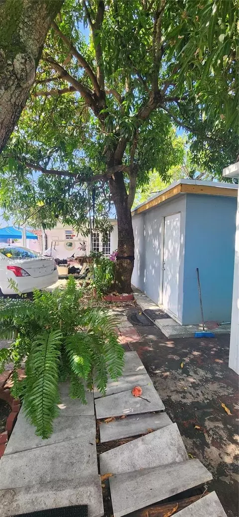 Exterior - 802 E 30th St, Hialeah, FL 33013 photo 1 of 1