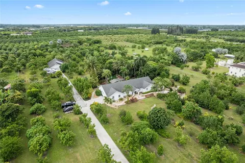 27800 SW 182nd Ave, Homestead, FL 33031