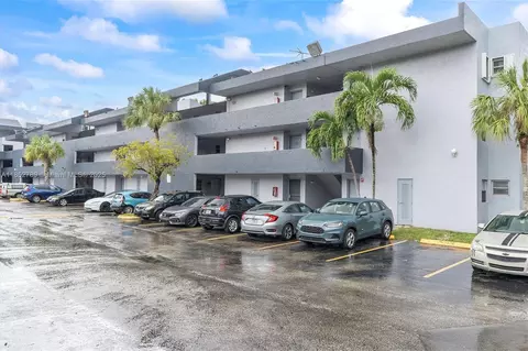8841 W Flagler St #212, Miami, FL 33174