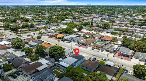 View/Area - 4205 E 10th Ave, Hialeah, FL 33013 photo 4 of 7
