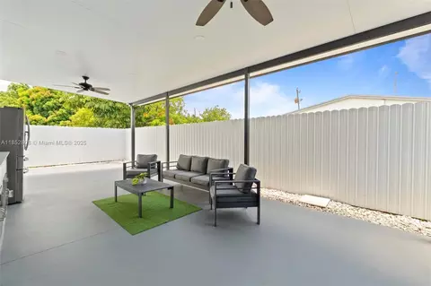 Other - 4205 E 10th Ave, Hialeah, FL 33013 photo 4 of 5