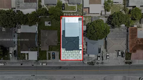View/Area - 4205 E 10th Ave, Hialeah, FL 33013 photo 2 of 7