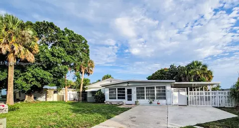1624 NE Orion St, Jensen Beach, FL 34957