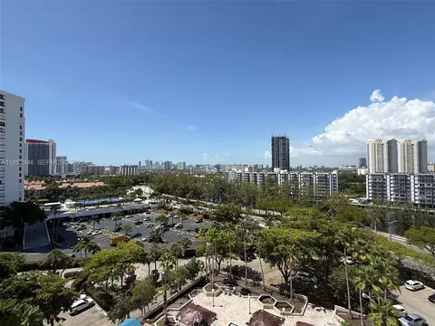 500 Three Islands Blvd #715, Hallandale Beach, FL 33009