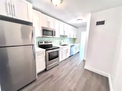 3660 NE 166th St #409, North Miami Beach, FL 33160