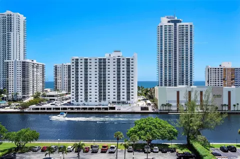 800 Parkview Dr #1030, Hallandale Beach, FL 33009