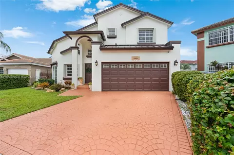 15626 SW 62nd St, Miami, FL 33193