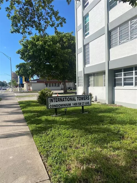 1400 SW 27th Ave #301, Miami, FL 33145