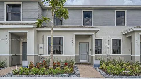 1517 NE 3rd Ave, Florida City, FL 33034